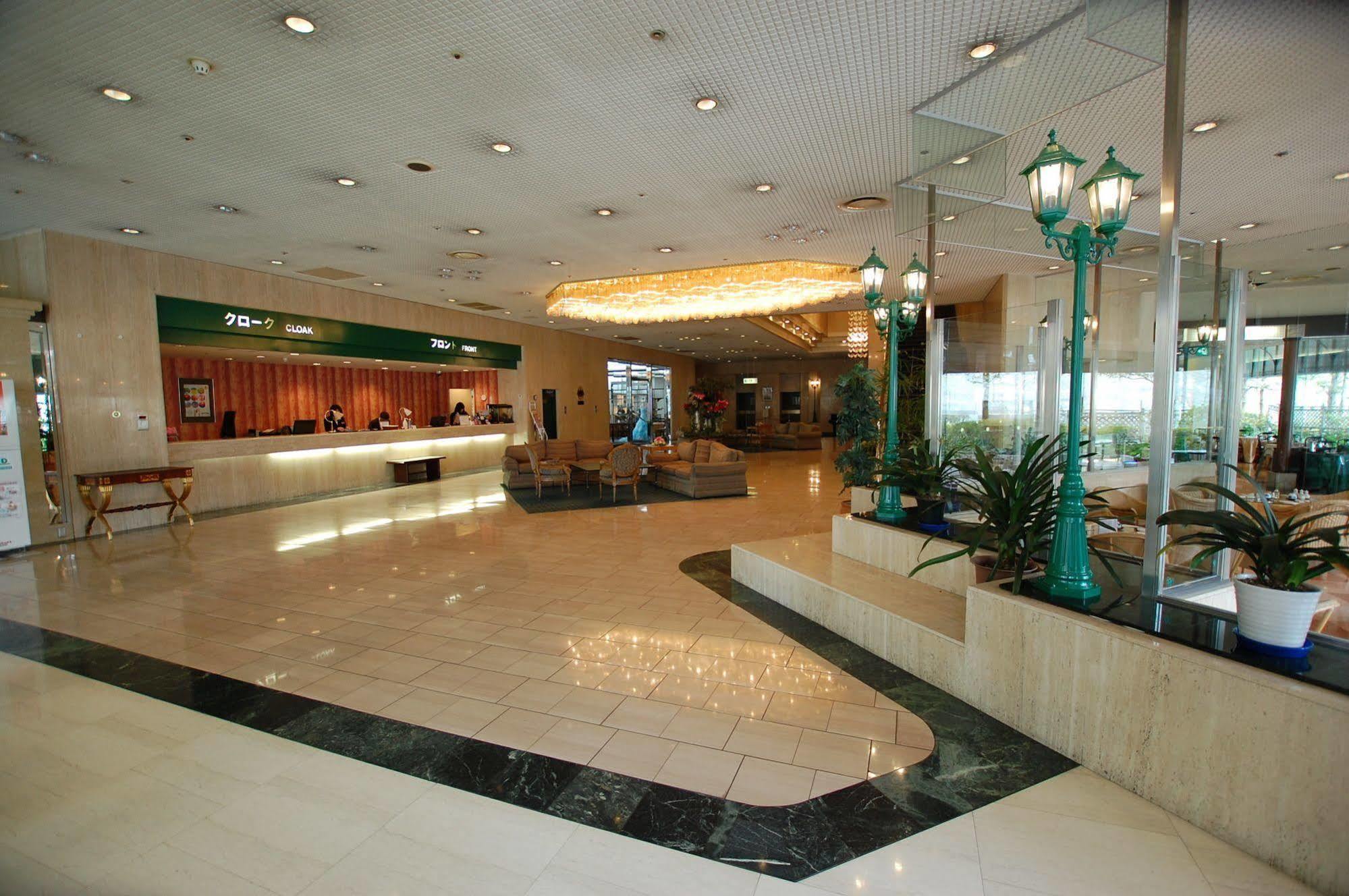 Hotel Rapport Senjukaku Sagamihara Buitenkant foto