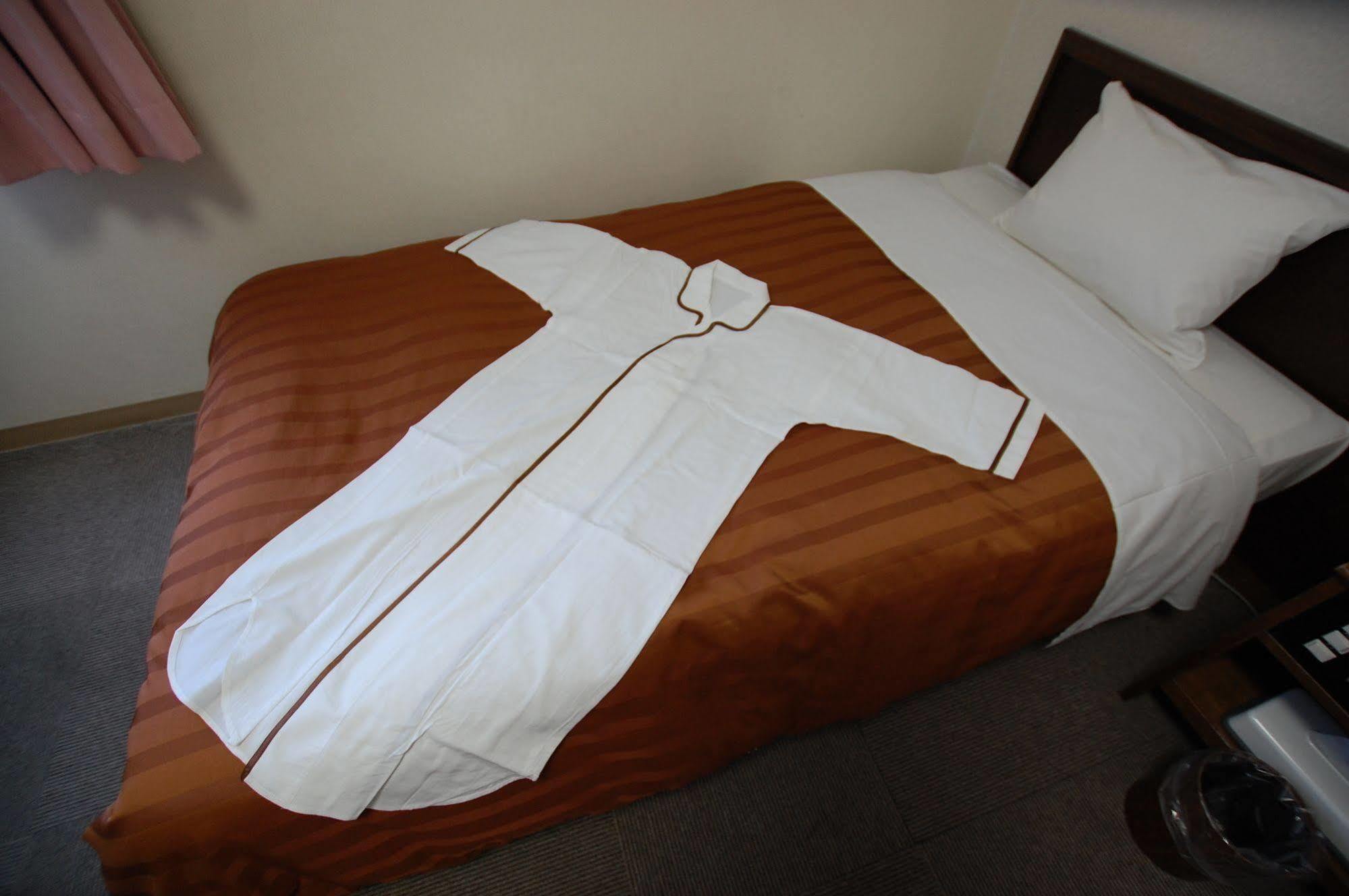 Hotel Rapport Senjukaku Sagamihara Buitenkant foto