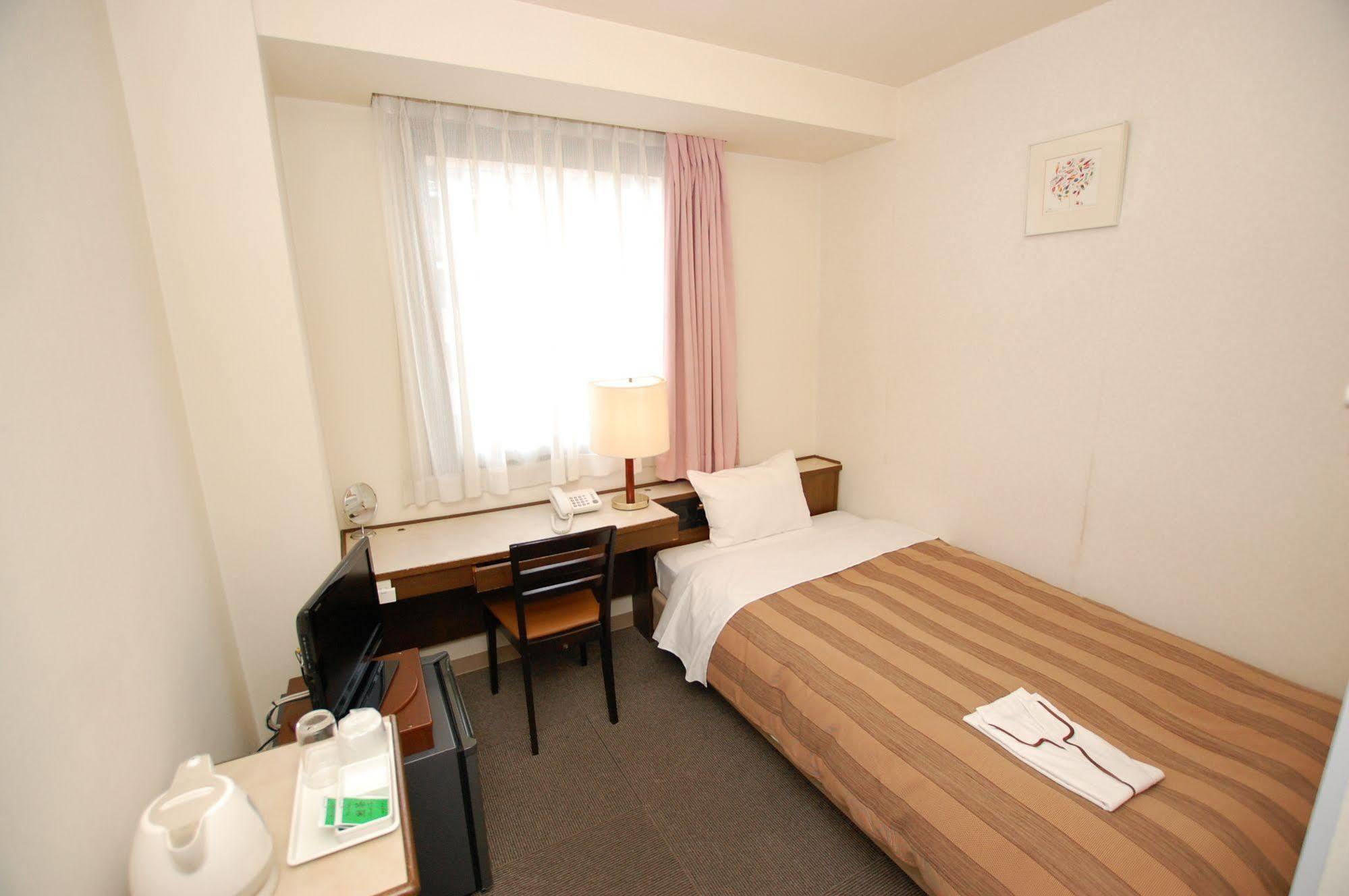 Hotel Rapport Senjukaku Sagamihara Buitenkant foto