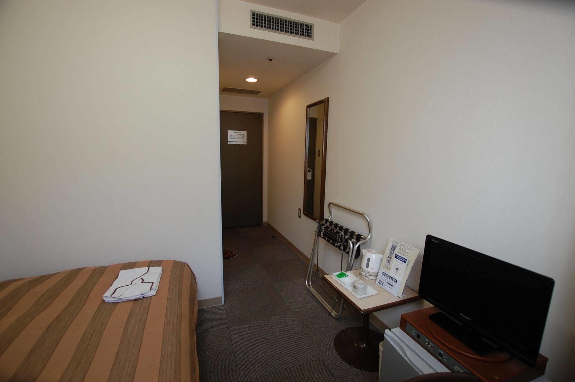 Hotel Rapport Senjukaku Sagamihara Buitenkant foto