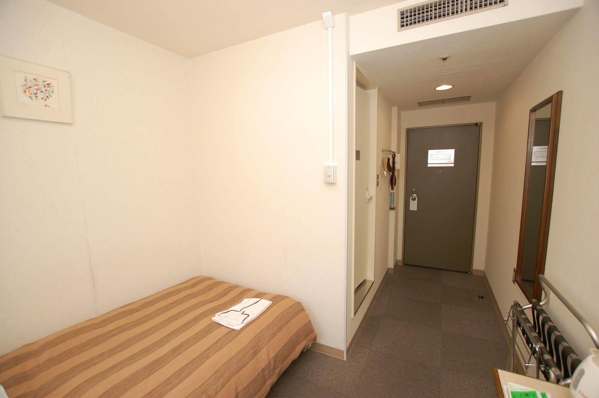 Hotel Rapport Senjukaku Sagamihara Buitenkant foto